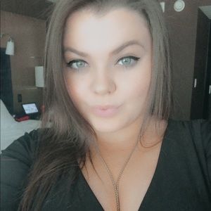 Meet your Posher, Cathy